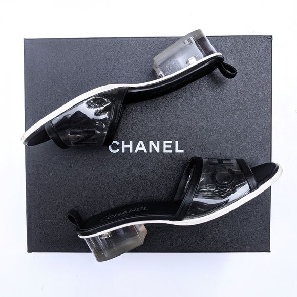 🤩CHANEL🤩PVC Transparent Sandal Mules 2019 - Picture 7 of 13